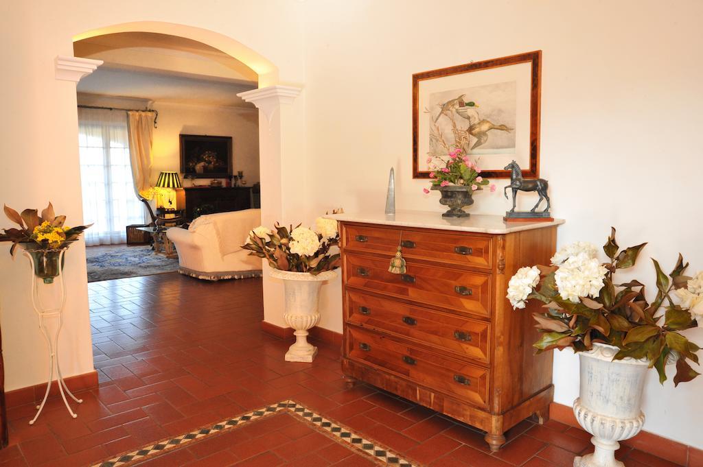 Casa Le Agavi Hotel ปอร์โตแฟร์ราโย ภายนอก รูปภาพ